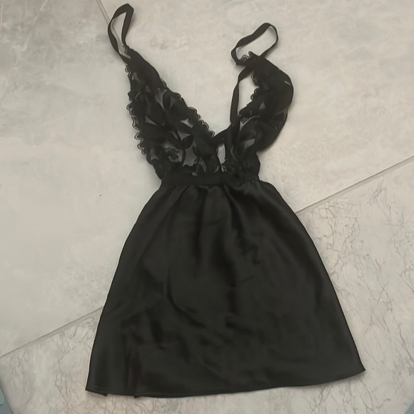 Victoria secrets lingeries dress black XSmall NWOT - Picture 1 of 2